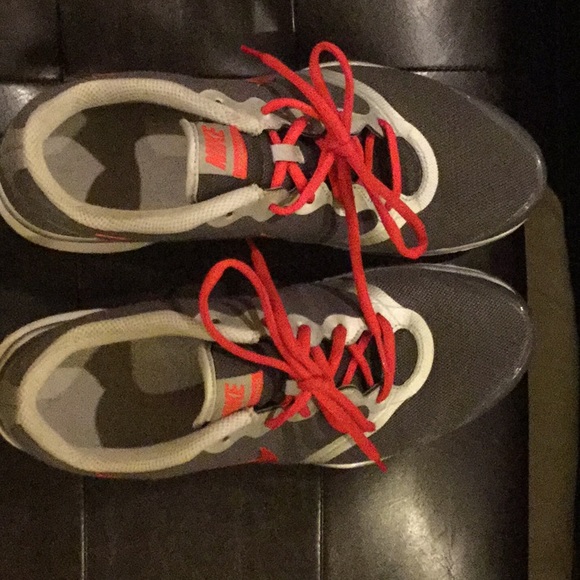 Gray & Red Nike Shoes - Picture 4 of 4